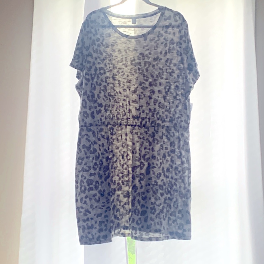 Women’s dress